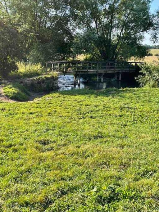 Masons Cottage, An Idyllic Retreat In An Area Of Outstanding Beauty, Close To Blenheim Palace, Oxford & The Cotswolds Stonesfield Bagian luar foto