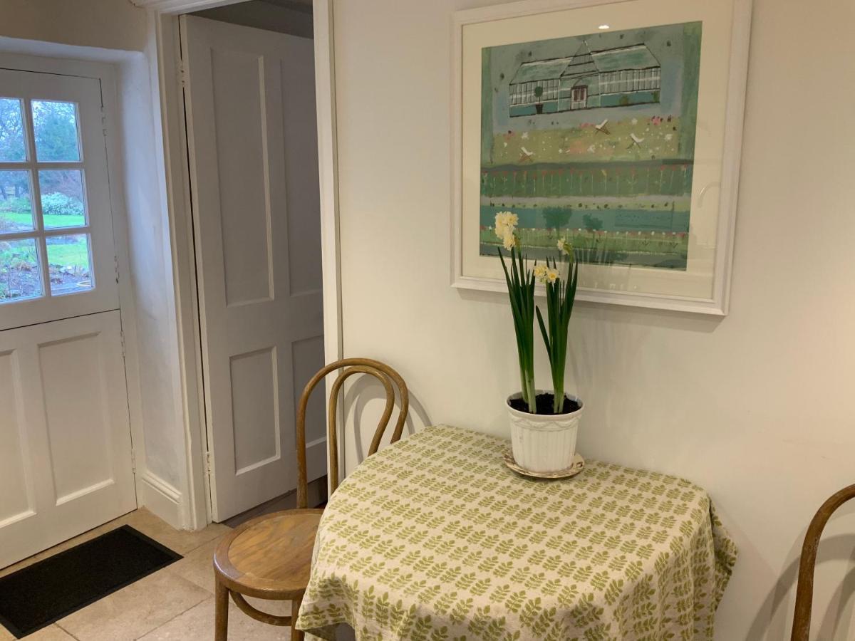 Masons Cottage, An Idyllic Retreat In An Area Of Outstanding Beauty, Close To Blenheim Palace, Oxford & The Cotswolds Stonesfield Bagian luar foto