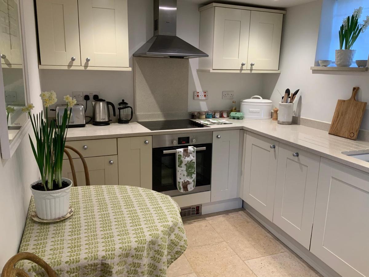 Masons Cottage, An Idyllic Retreat In An Area Of Outstanding Beauty, Close To Blenheim Palace, Oxford & The Cotswolds Stonesfield Bagian luar foto